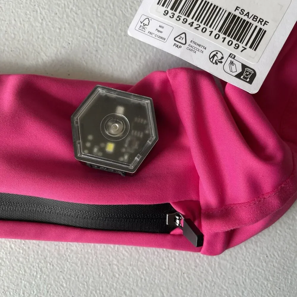 2XU Run Belt Athletic Running Waist Bag Pack Fuchsia/Black Reflective One Size